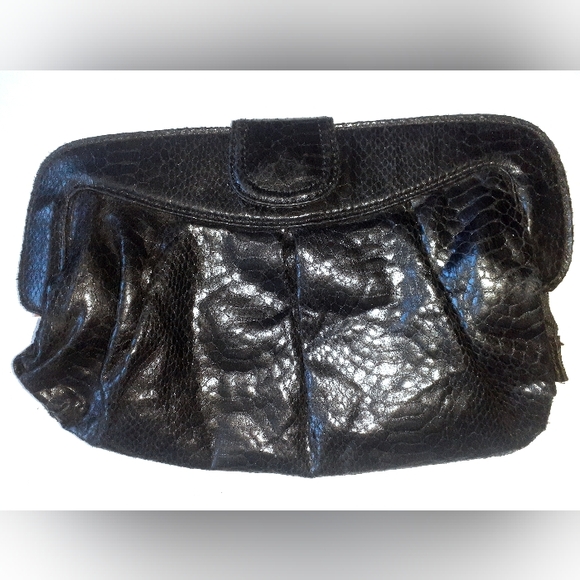 Accessorize shiny black snakeskin clutch purse - Picture 8 of 15